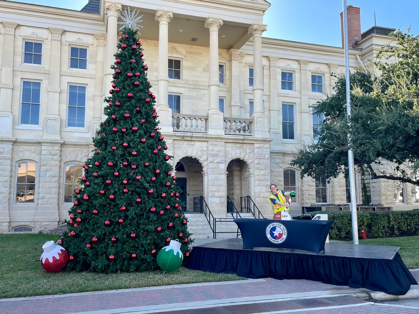 Get ready for a weekend full of holiday cheer in Historic Downtown at Christmas on the Chisholm Trail!   Friday, Dec. 5: Enjoy a showing of The Santa Clause on the courthouse square, followed by the City Tree Lighting Ceremony.  Saturday, Dec. 6: Spend the day shopping local vendors, enjoying delicious food, live music, a Kid Zone, and visits with Santa! Then, end the evening with the Christmas Parade at 6 PM. 📸: @beltontxparks Don’t miss this community event. Visit beltontexas.gov for more details! #RiverFarm #BeltonTX #BeltonTXRealEstate #BeltonTXNewHomes #BeltonISD #PaintedSteer