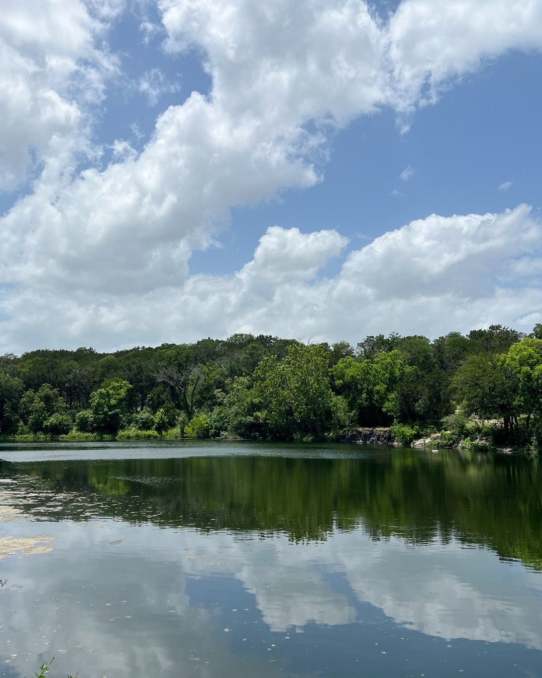 🌲 Escape the routine and reconnect with what really matters at @camptahuaya in Belton! With 150 acres of natural Texas beauty, this family-friendly outdoor destination is open to everyone, offering archery, climbing walls, fishing, and hiking for all ages. Plus, enjoy a lakeside bistro where you can let someone else handle the cooking on your weekend getaway. 📸: @camptahuaya Explore where to make memories that will last at longhorncouncil.org/camp-tahuaya-family-adventure-campground. #RiverFarm #BeltonTX #BeltonTXRealEstate #BeltonTXNewHomes #BeltonISD #PaintedSteer